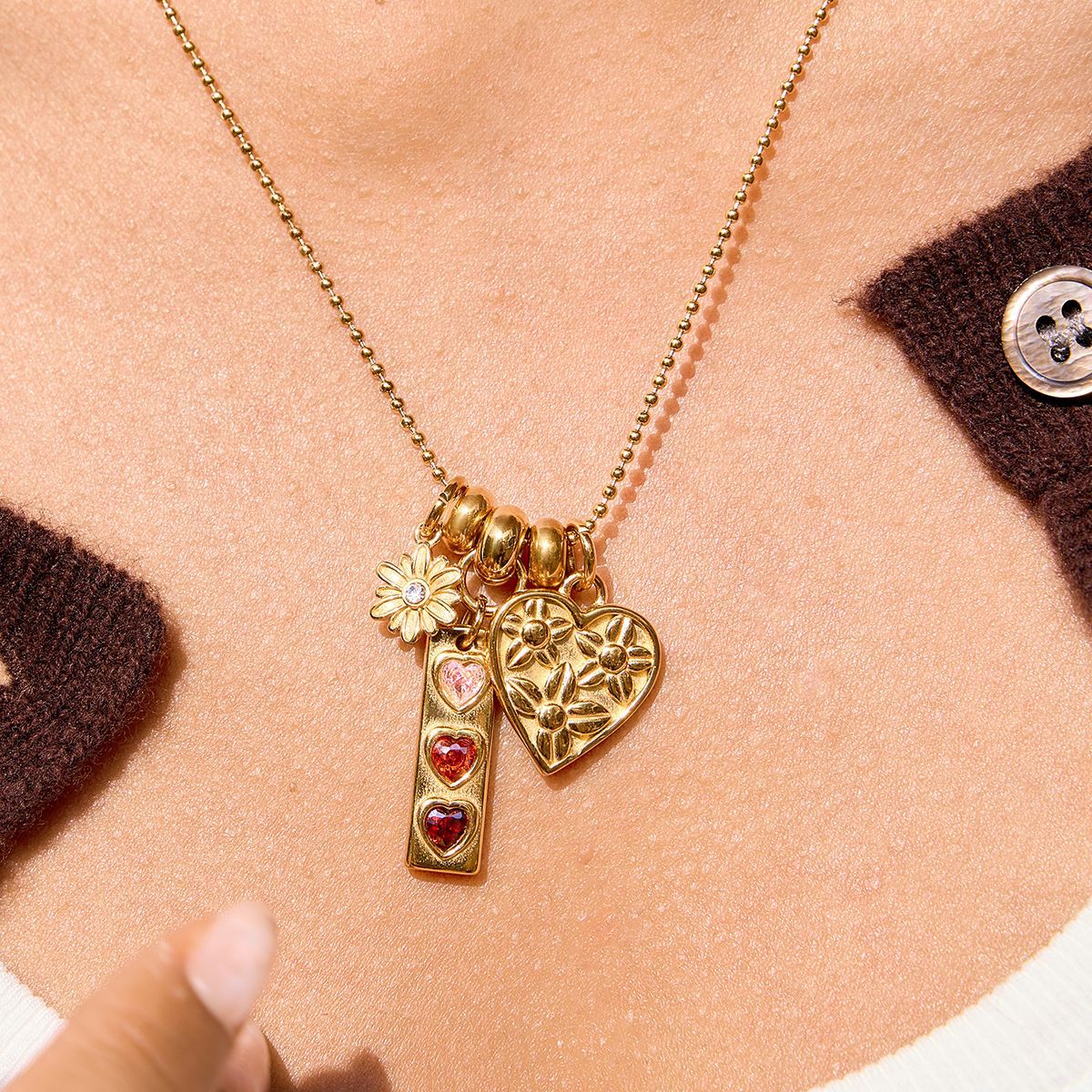 AURIS Daisy Heart Charm Necklace 18K Gold Ball Chain Zirconia Waterproof Hypoallergenic